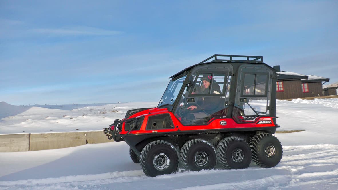 Argo 8-hjuling på snødekt fjell