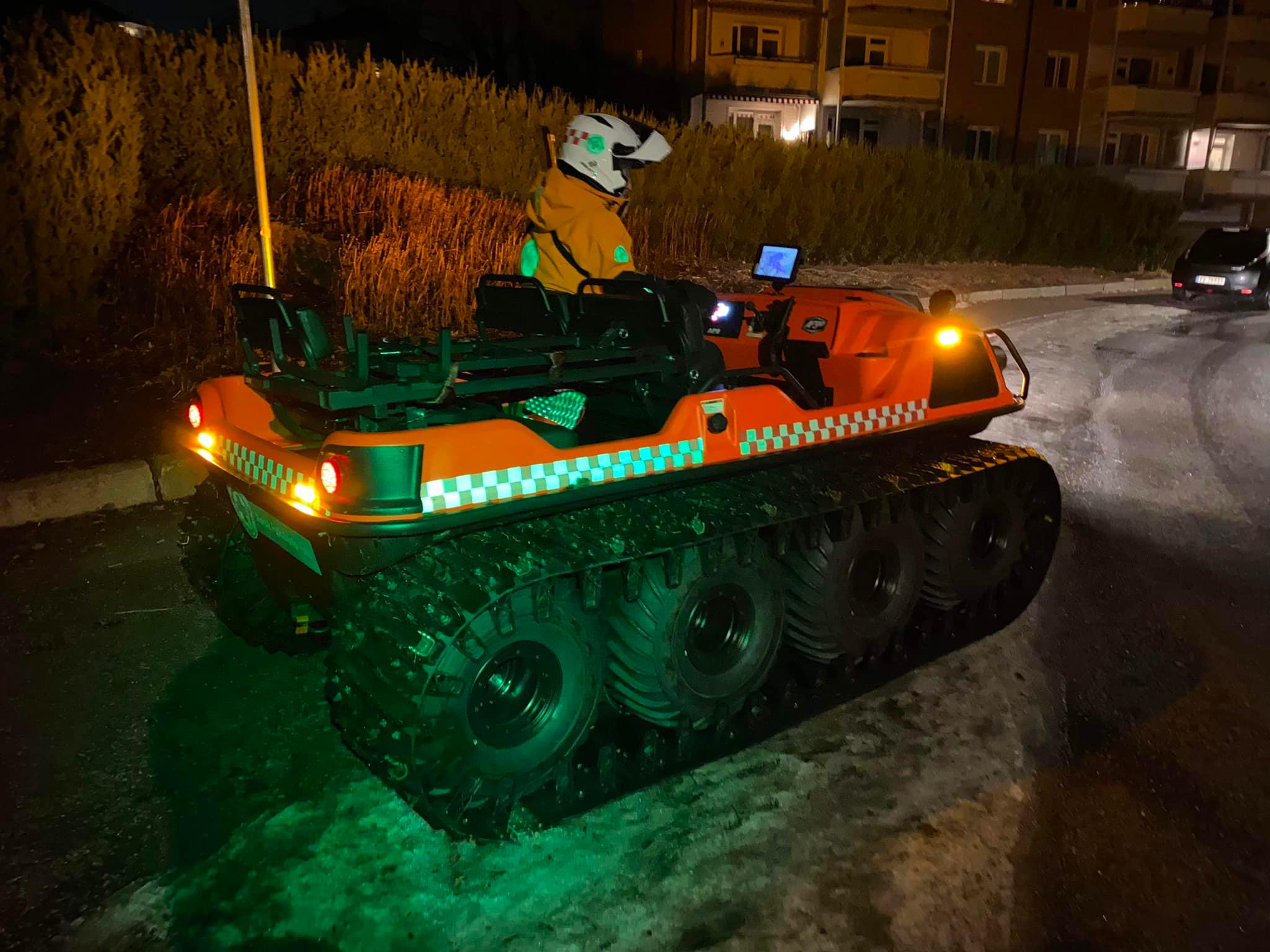 Argo 8-hjulinh i arbeid for Norsk folkehjelp