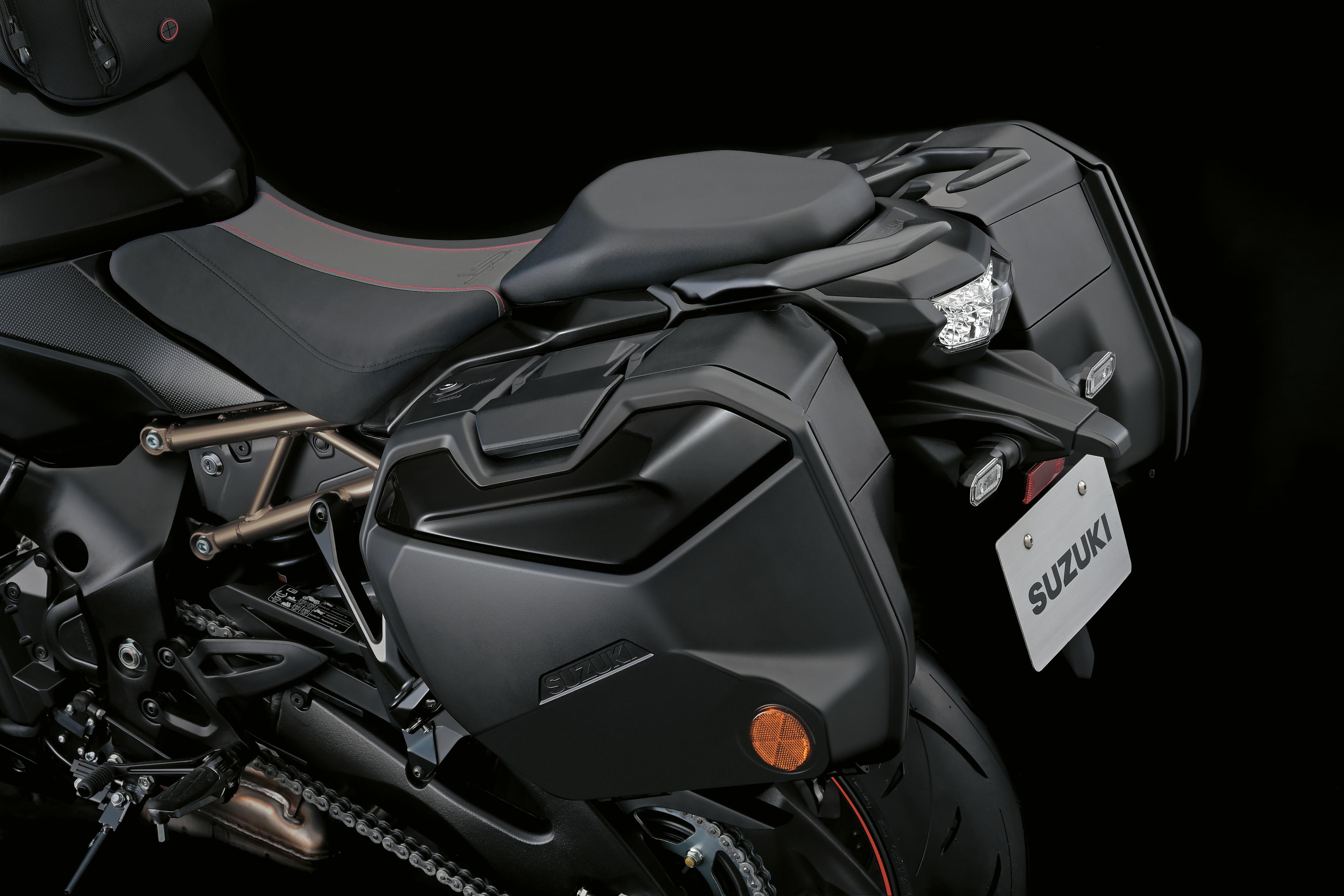 Sidecase sort Suzuki