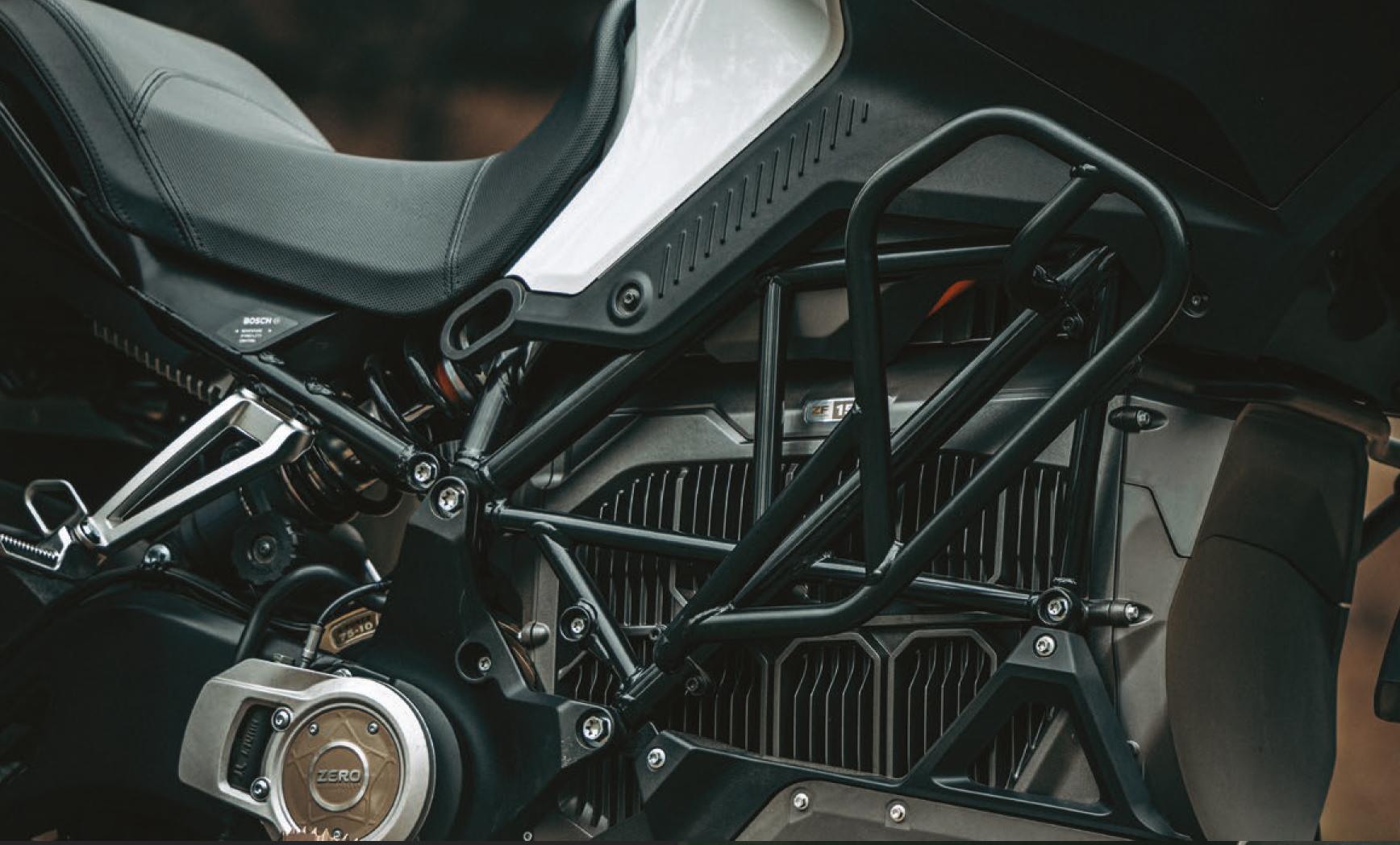 FRAME GUARD KIT ADVENTURE