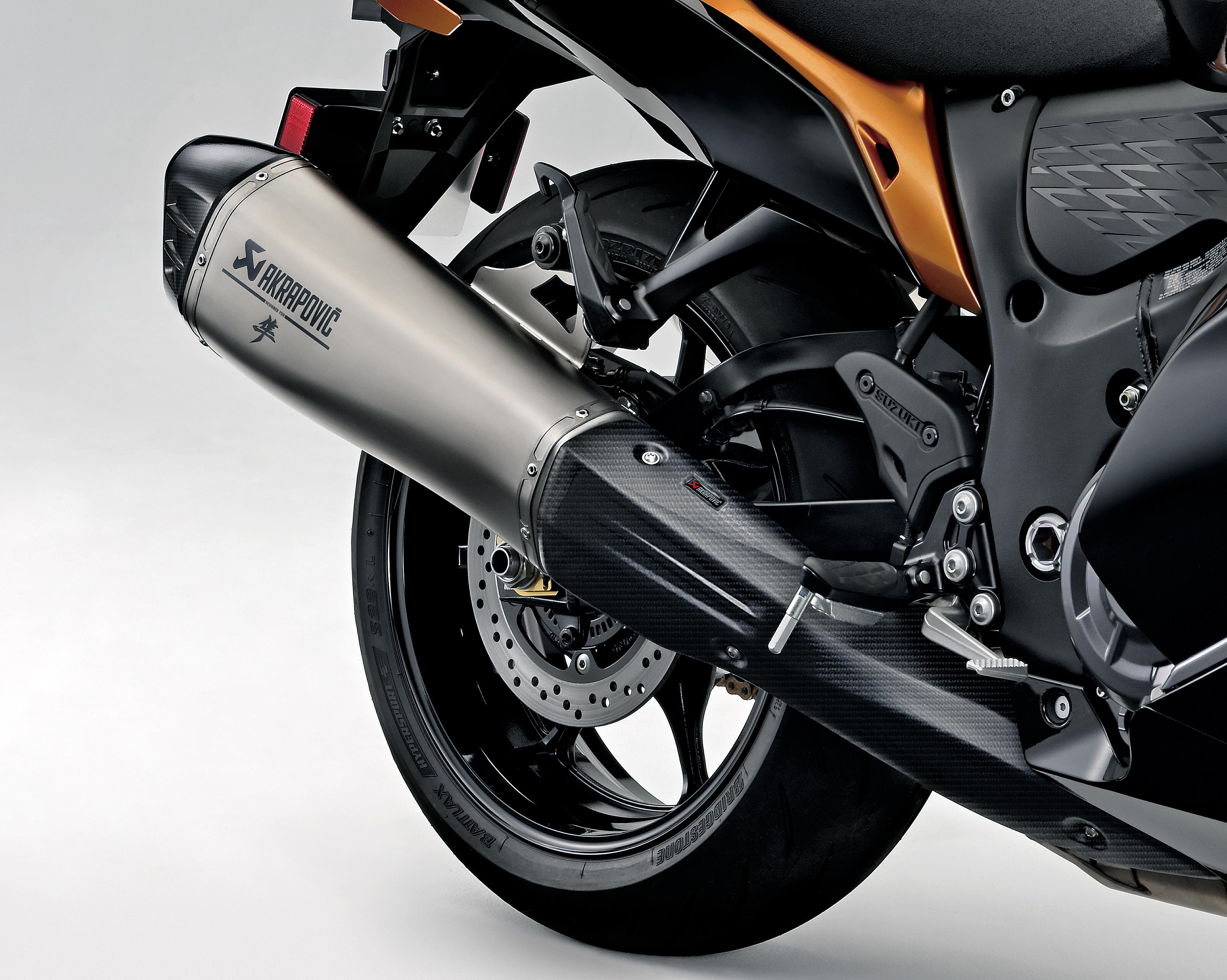 Akrapovič muffler (GSX1300R)